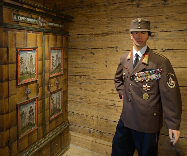 trachten-uniformen-09